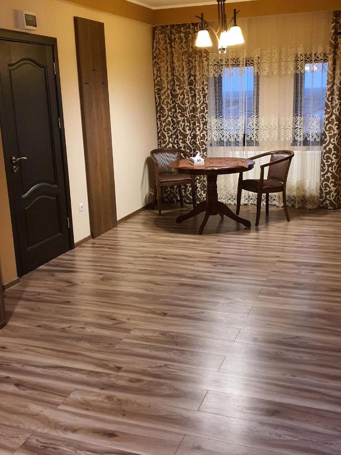 Complex Azar Hotel Galaţi Екстериор снимка