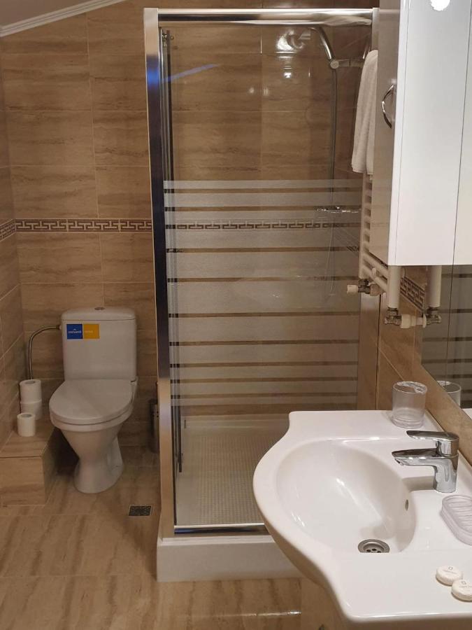 Complex Azar Hotel Galaţi Екстериор снимка