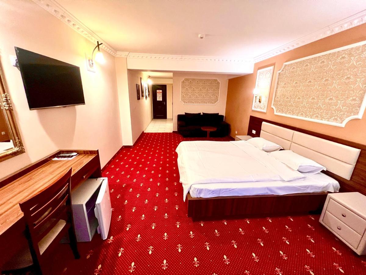Complex Azar Hotel Galaţi Екстериор снимка