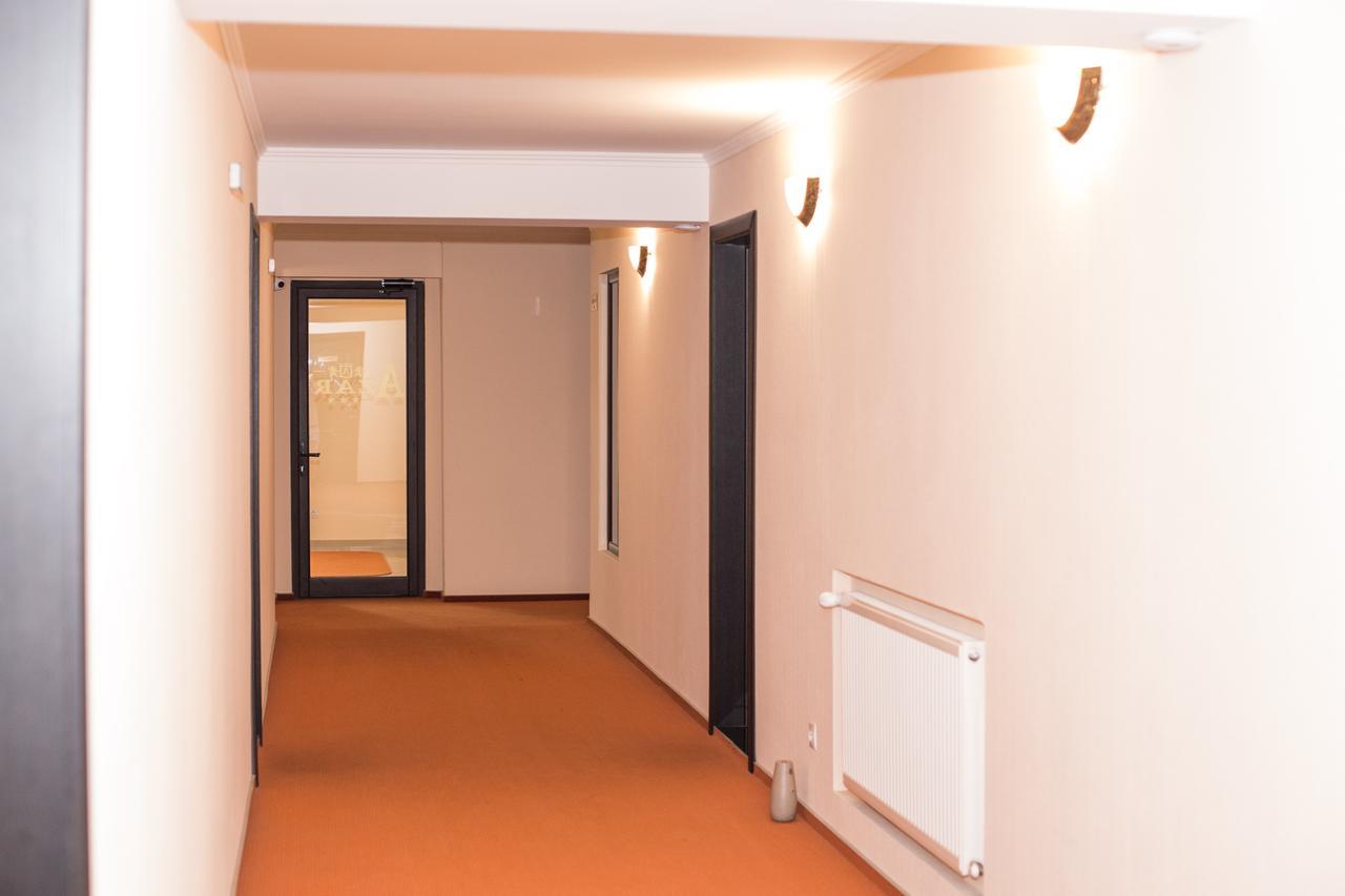 Complex Azar Hotel Galaţi Екстериор снимка